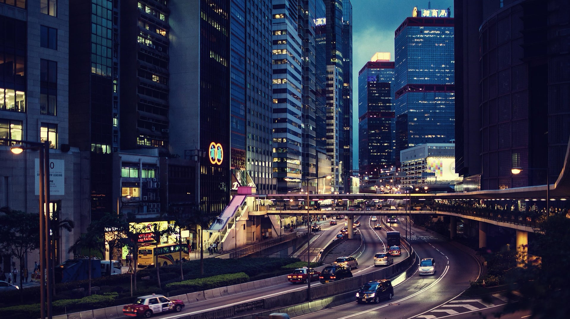 city-at-night-newmo-bg